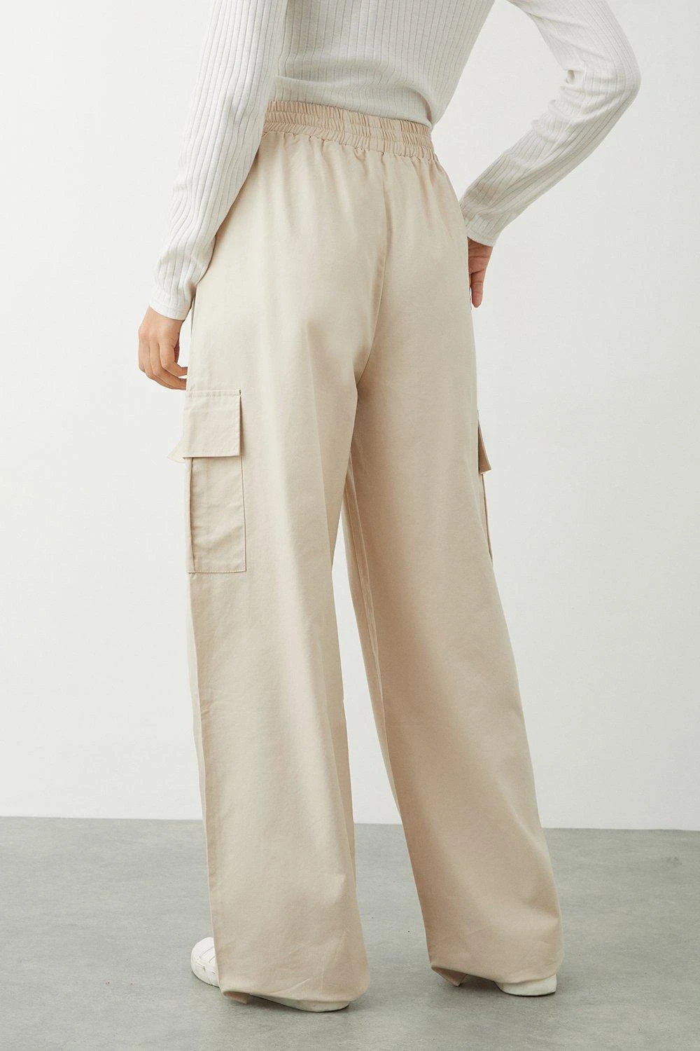 Dorothy Perkins Petite Drawstring Cargo Trouser 5 Dorothy Perkins Petite Drawstring Cargo Trouser - Image 3