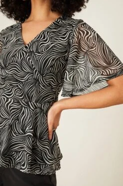 Dorothy Perkins Abstract Mesh Wrap Detail Printed Top -Dorothy Perkins Shop bqq09738 multi xl 3