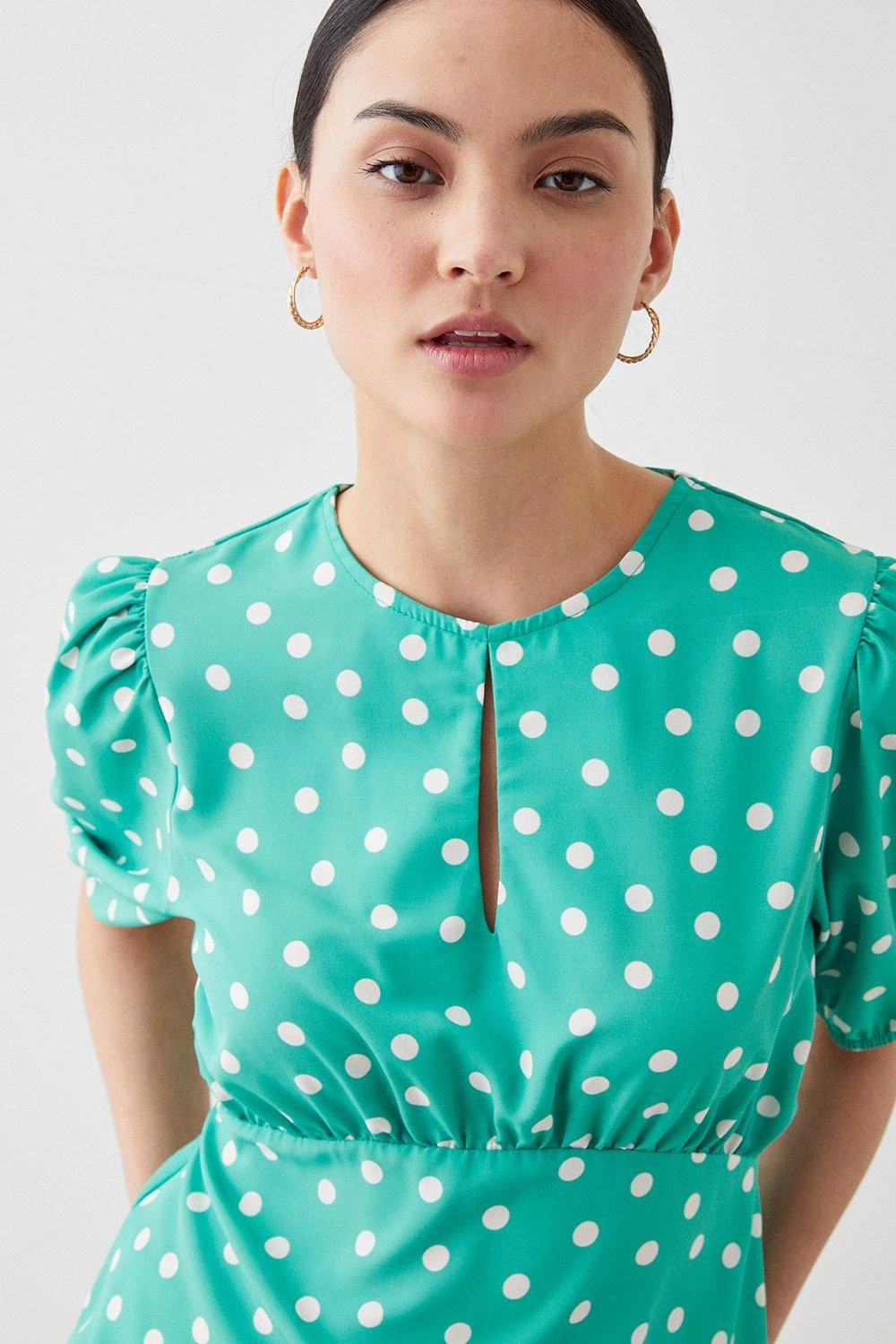 Dorothy Perkins Petite Green Spot Short Sleeve Keyhole Tea Blouse 3 Dorothy Perkins Petite Green Spot Short Sleeve Keyhole Tea Blouse