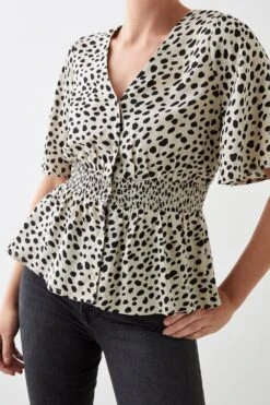 Dorothy Perkins Animal Print Button Through Tea Blouse -Dorothy Perkins Shop bqq10527 mono xl 1