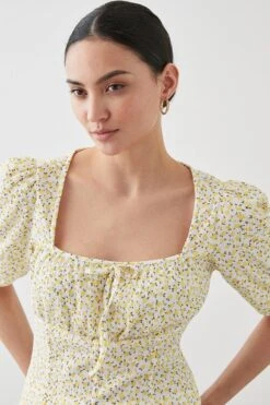 Dorothy Perkins Petite Puff Sleeve Square Neck Printed Top 6 Dorothy Perkins Petite Puff Sleeve Square Neck Printed Top -Dorothy Perkins Shop bqq10958 yellow xl 1