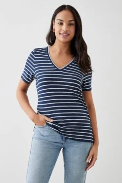Dorothy Perkins V Neck Short Sleeve Side Split T-Shirt