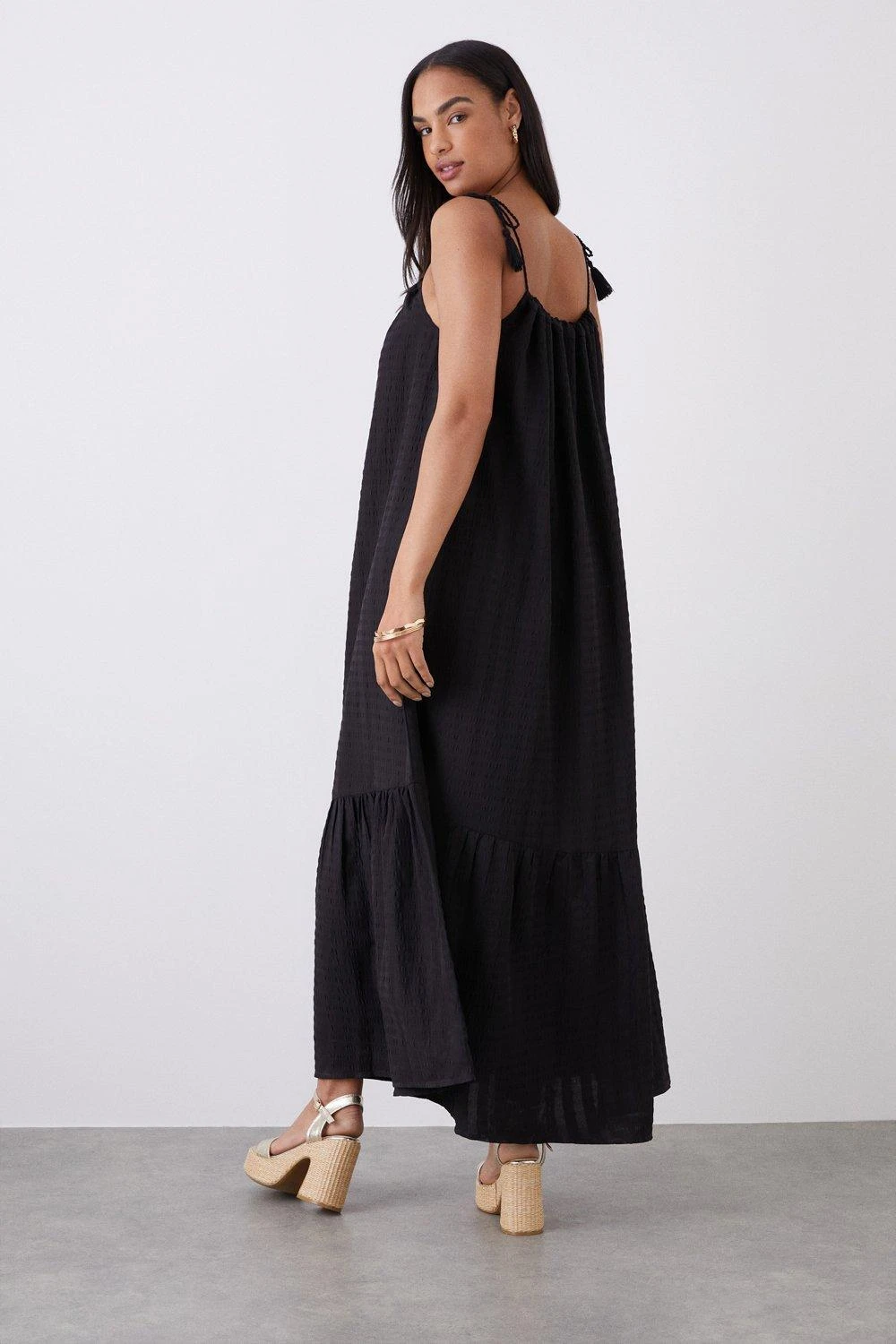 Dorothy Perkins Maxi Tassel Detail Beach Dress 5 Dorothy Perkins Maxi Tassel Detail Beach Dress - Image 3