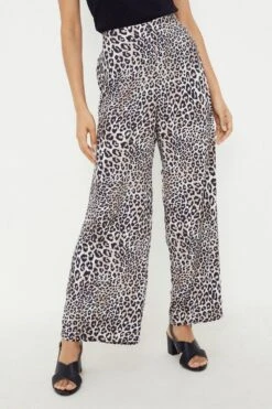 Dorothy Perkins Petite Leopard Print Straight Leg Trousers -Dorothy Perkins Shop bqq12232 animal xl 3